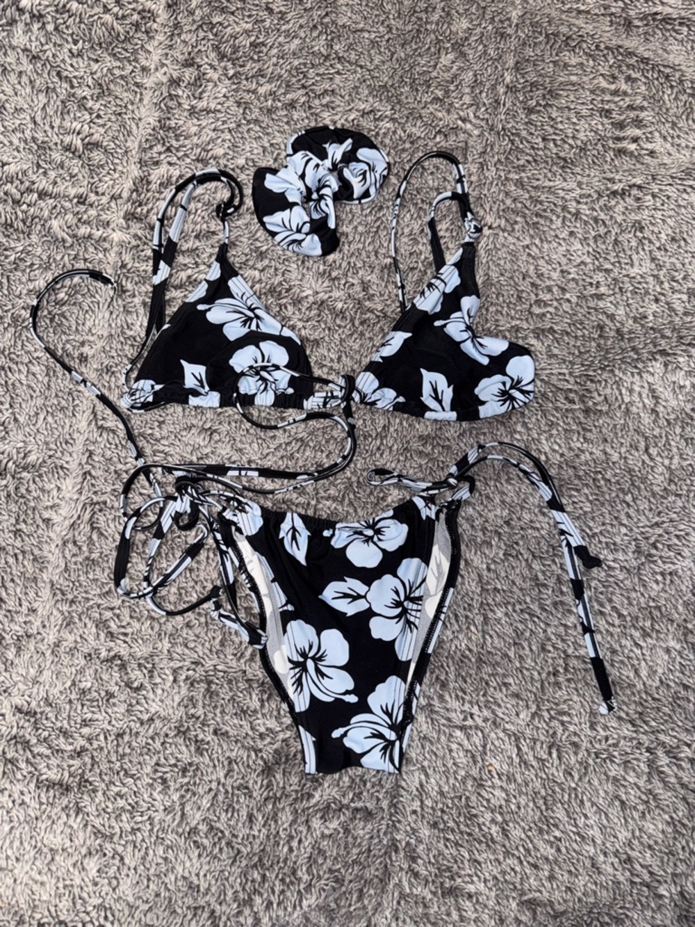 SNRKLBR BLUE HAWAII BIKINI + SCHRUNCHIE